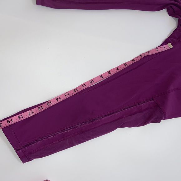 LULULEMON Hot To Street Crop Leggings Mesh Regal Plum Pink Magenta Size 4 - Picture 5 of 9